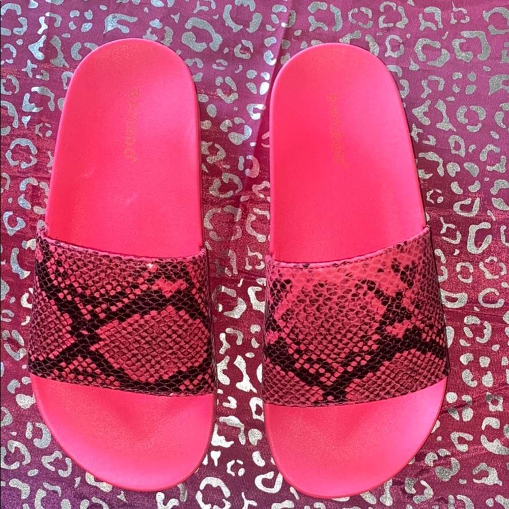 Hot pink slides super cute